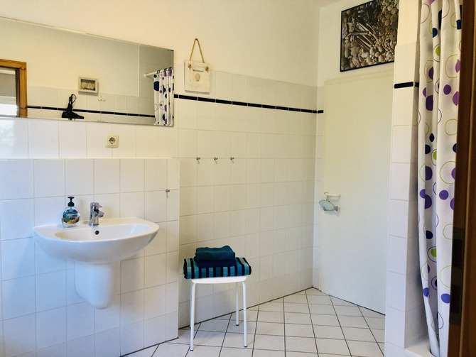 Ferienwohnung in Gro&szlig;enbrode - Am Kai 17 - Au&szlig;en - Duschbad