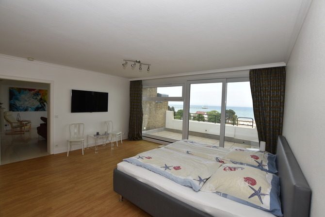 Ferienwohnung in Grömitz - Ostsee-Traumblick - großes Schlafzimmer