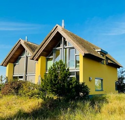 Ostsee - Reetdachhaus Nr. 8 "Sonne und mehr" - mit Lademöglichkeit im Strand Resort