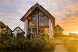 Ostsee - Reetdachhaus Nr. 12 "Strandläufer" im Strand Resort