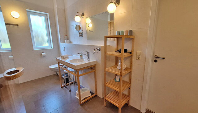 Ferienwohnung in Heringsdorf - Anna Whg2 BRINKMANNHAUS - modern viel Platz fast am Strand Sauna Terrasse Grill - Bild 12