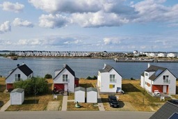 Ferienhaus Boje by Seeblick Ferien ORO, direkte Wasserlage,Sauna