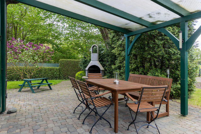 Ferienhaus in Garz - Familienferienhaus R&uuml;genbrise - Gemeinsames Urlauben mit Steg auf R&uuml;gen - Bild 25