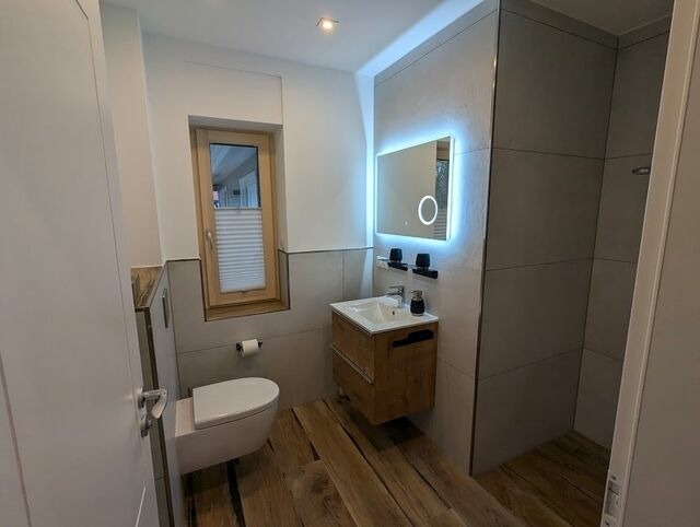 Ferienwohnung in Ummanz - Landhaus L&uuml;&szlig;vitz Ferienwohnung - Wallbox - Bild 11